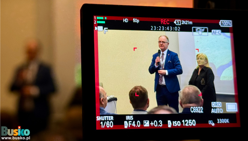 Kobieta-i-mężczyzna-w-obiektywie---konferencja-na-temat-Polskich-Tężni