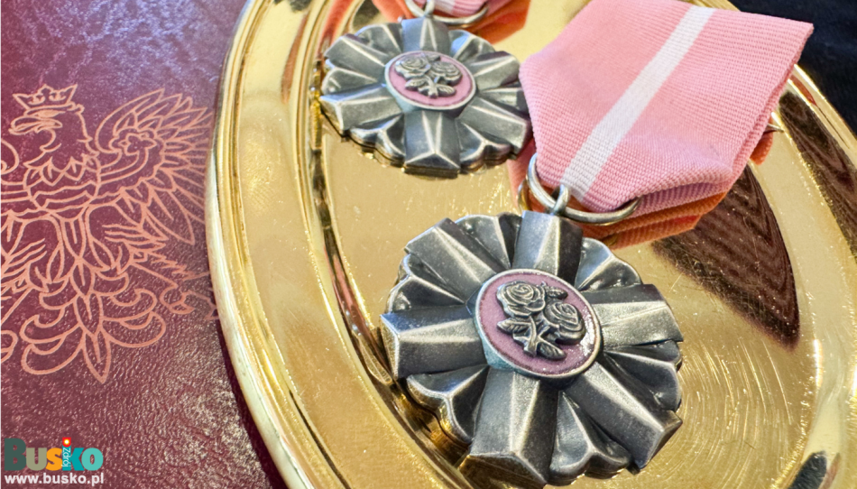 medale na złotej tacy