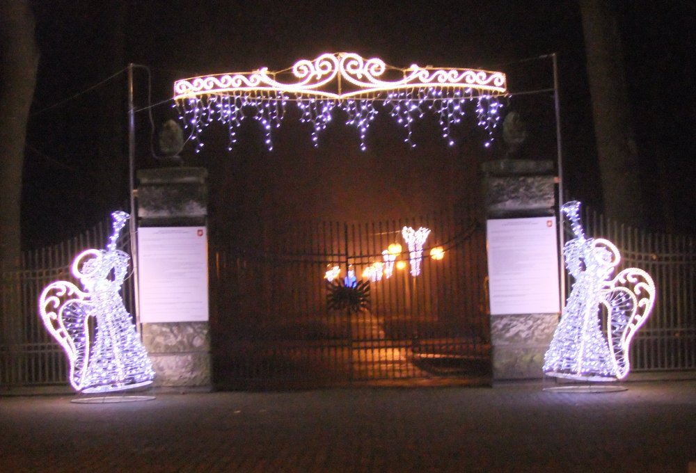 Iluminacje świąteczne na ulicach Buska-Zdroju
