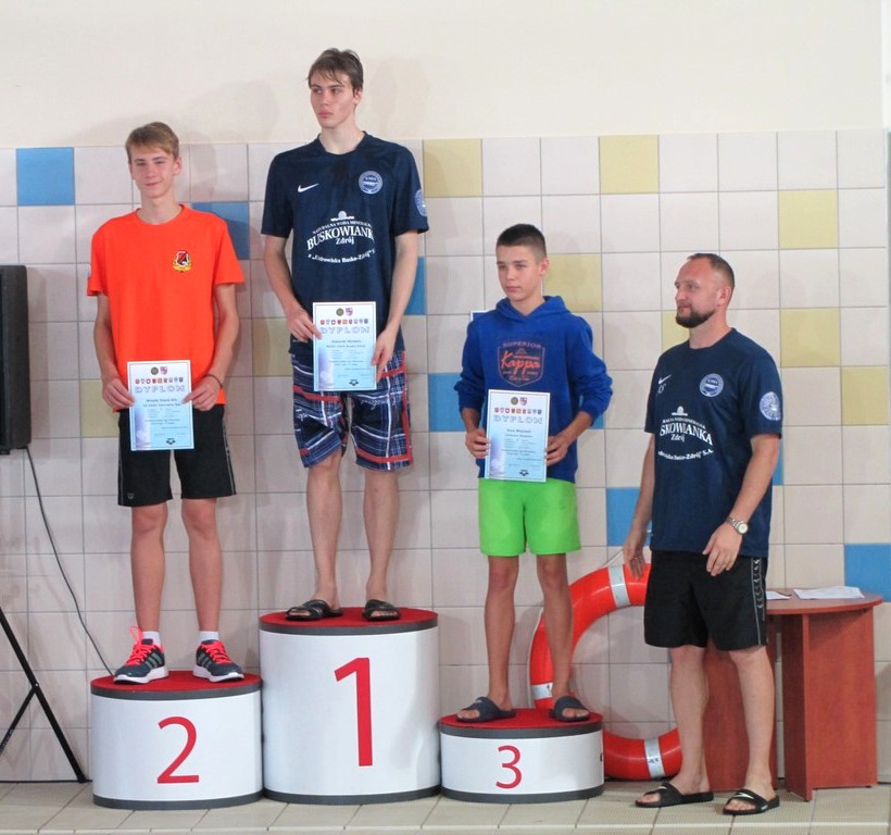 14 RAZY PODIUM DLA PŁYWAKÓW UNII BUSKO – ZDRÓJ