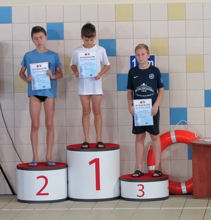 14 RAZY PODIUM DLA PŁYWAKÓW UNII BUSKO – ZDRÓJ