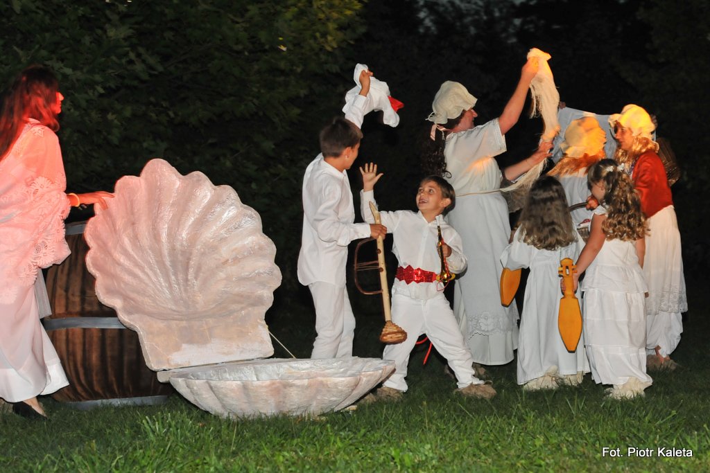 Zdjęcia z widowiska plenerowego (26.08) "U praźródeł wiary"