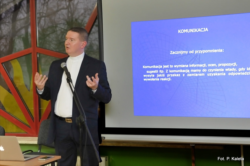 mt_gallery:Fotorelacja z wykładu Uniwersytetu Trzeciego Wieku pt: "Współczesne zagrożenia mentalności ludzkiej"