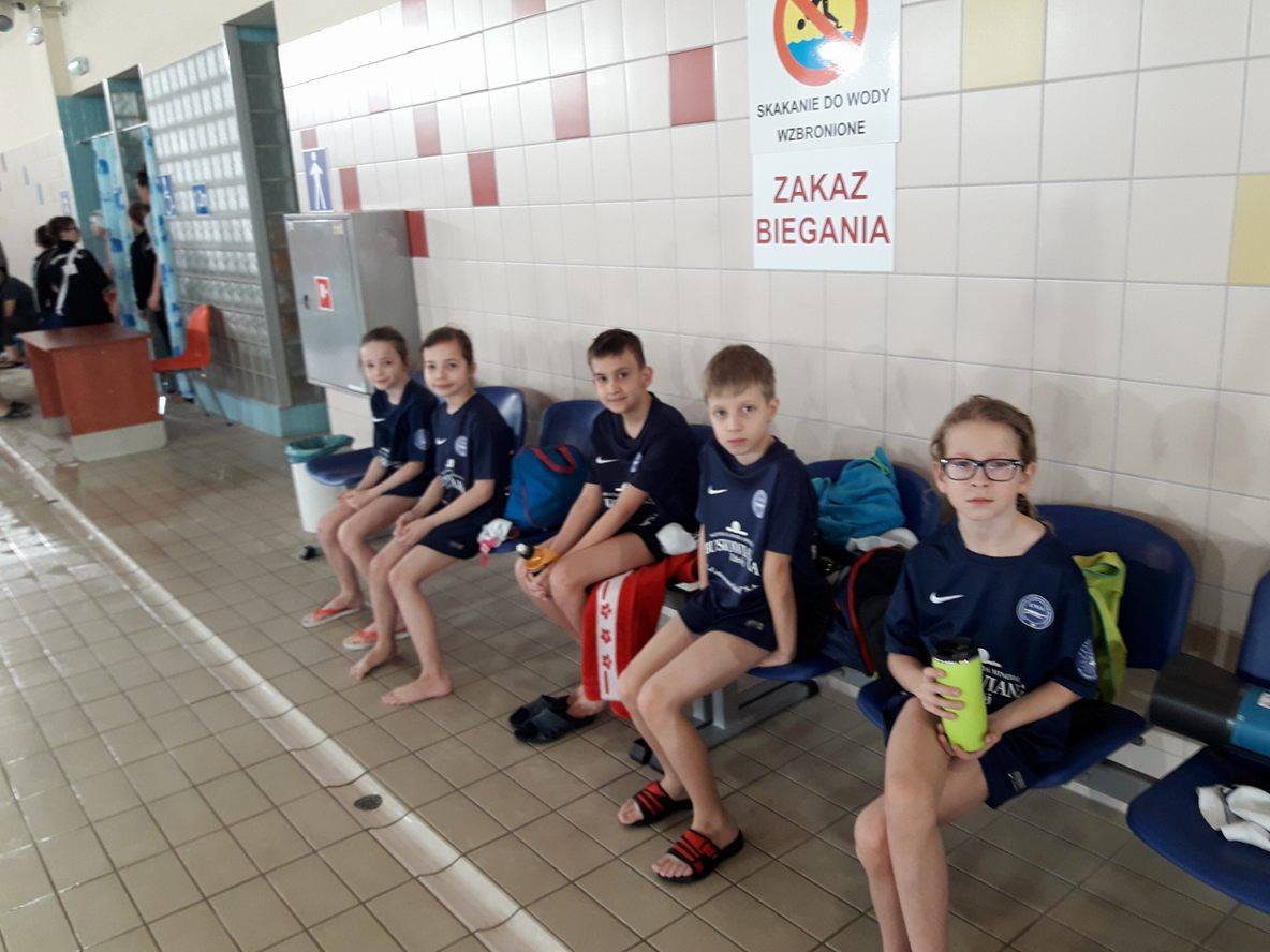 ZAWODNICY MUKS UNIA NA OGÓLNOPOLSKICH ZAWODACH PŁYWACKICH O PUCHAR MOSiR KIELCE