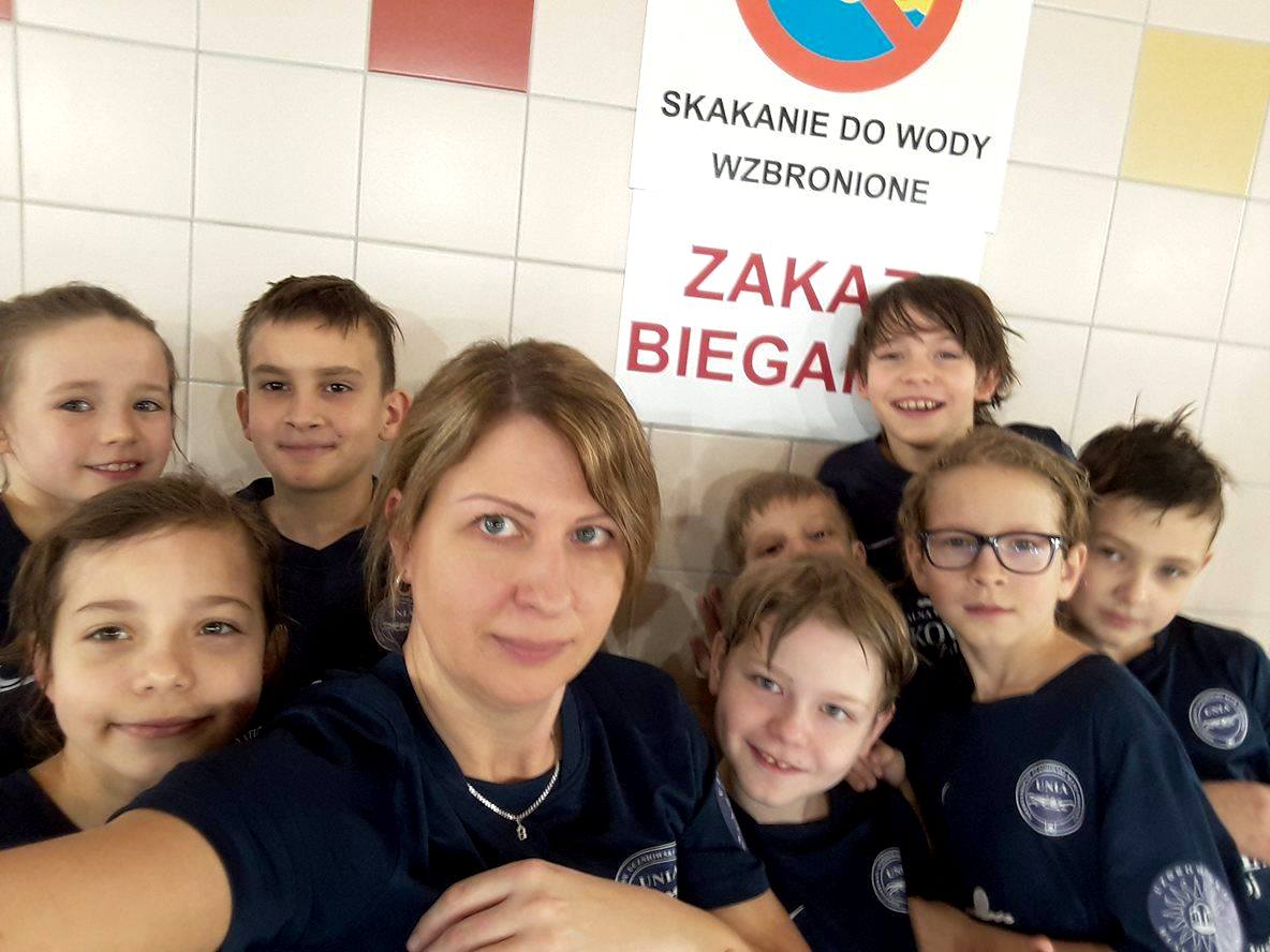ZAWODNICY MUKS UNIA NA OGÓLNOPOLSKICH ZAWODACH PŁYWACKICH O PUCHAR MOSiR KIELCE