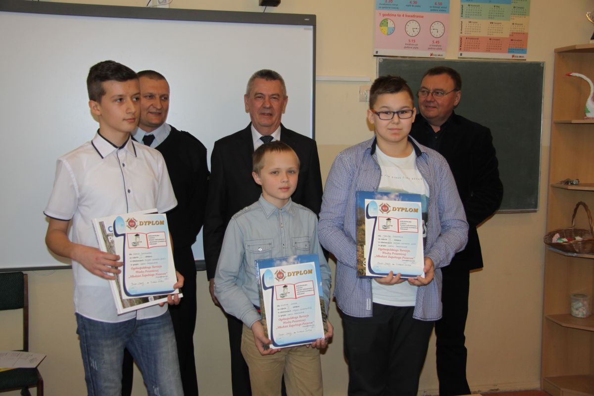 Walczyli w turnieju wiedzy pożarniczej