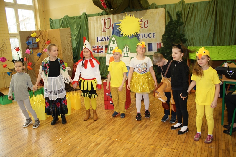 Język obcy w sztuce