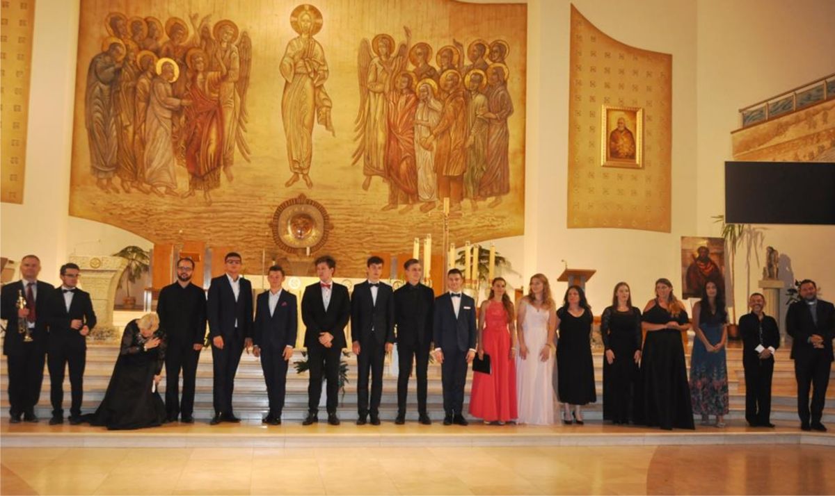 Bella Voce
