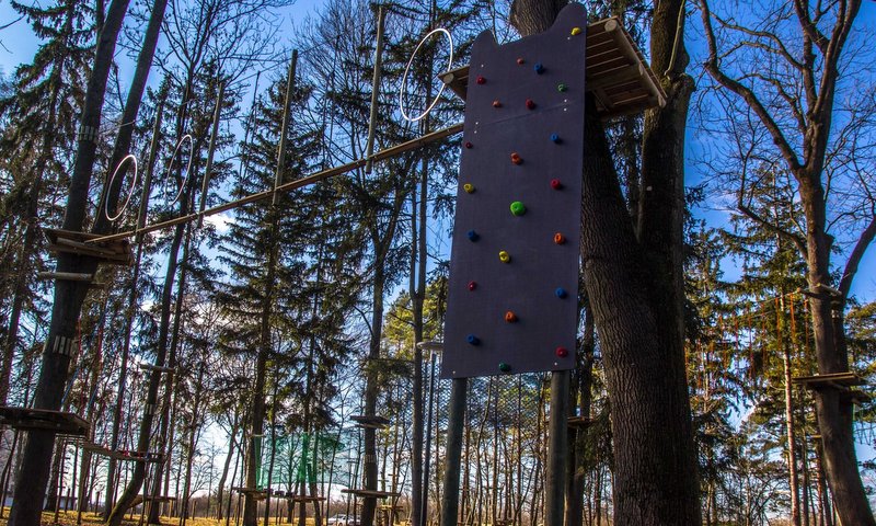 park linowy w Busku-Zdroju