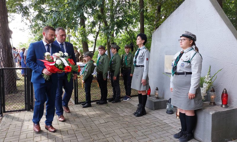 uroczystości upamiętniające egzekucje w Lesie Wełeckim