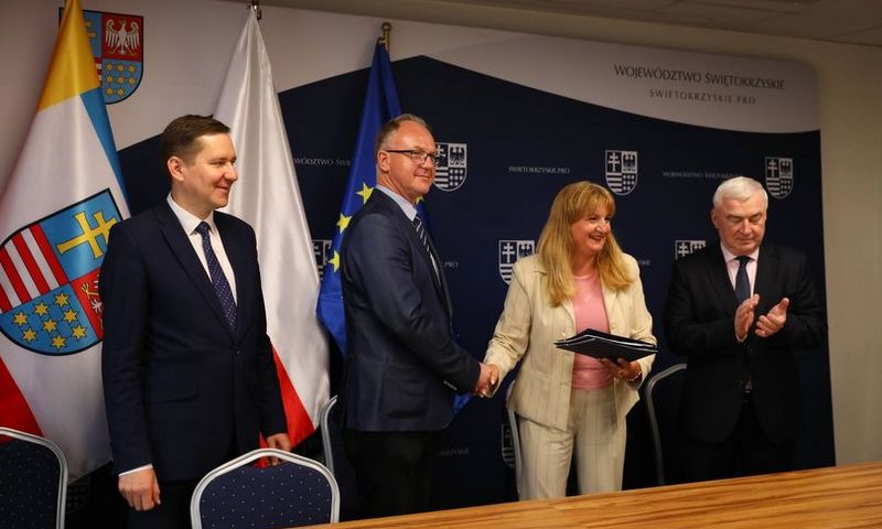 podpisanie umowy na dofinansowanie budowy ścieżek rowerowych