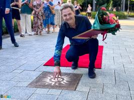 Odsłonięcie Festiwalowego Słoneczka Jacka Rogali