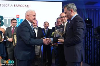 Gmina Busko-Zdrój Liderem Regionu 2020 w kategorii: Samorząd