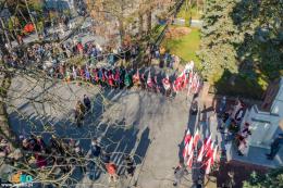 11listopaddron25of28