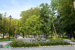 Zdjęcie przedstawia Park Zdrojowy po rewitalizacji