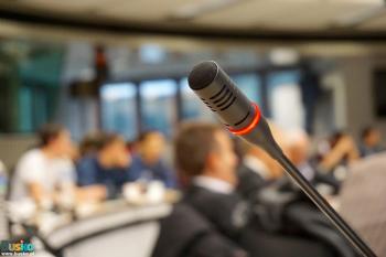 microphone-gb0f46dff61920