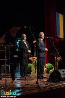 Na scenie BSCK przemawia burmistrz Miasta i Gminy Waldemar Sikora