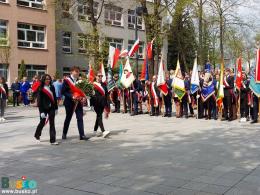 Delegacje składają wiązanki pod pomnikiem Kościuszki