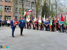 Delegacje składają wiązanki pod pomnikiem Kościuszki