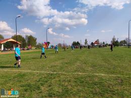 Na zdjęciu widoczna jest drużyna BOSIR w trakcie meczu przeciwko rodzicom 