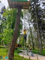 Park linowy Małpi Gaj w Busku-Zdroju - na zdjęciu jedna z przeszkód