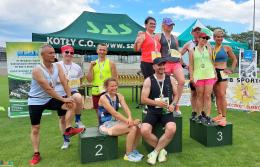 Uczestnicy biegu na podium