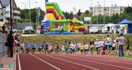 Na bieżni najmłodsi uczestnicy biegu