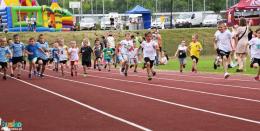 Na bieżni najmłodsi uczestnicy biegu