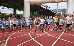 Na bieżni najmłodsi uczestnicy biegu