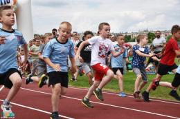 Na bieżni najmłodsi uczestnicy biegu