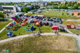 Widok z lotu ptaka na strefę zabaw dla dzieci 
