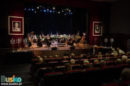 Na scenie Orkiestra Symfoniczna Filharmonii Podkarpackiej 