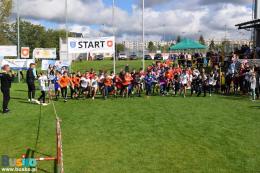 Uczestnicy biegów przełajowych