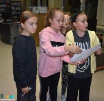 uczestnicy nocy bibliotek w Busku-Zdroju