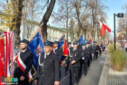 Uczestnicy obchodów Święta Niepodległości w Busku-Zdroju