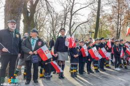 Uczestnicy obchodów Święta Niepodległości w Busku-Zdroju