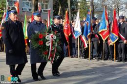 Uczestnicy obchodów Święta Niepodległości w Busku-Zdroju