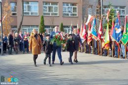 Uczestnicy obchodów Święta Niepodległości w Busku-Zdroju