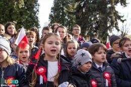 Uczestnicy obchodów Święta Niepodległości w Busku-Zdroju