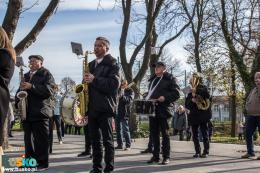 Uczestnicy obchodów Święta Niepodległości w Busku-Zdroju