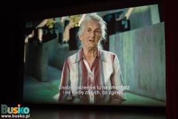 kadr z filmu Żeby zdążyć opowiedzieć