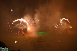 Mikołajkowy pokaz ogni i iluminacji przed BSCK