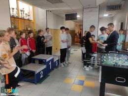 Uroczyste wręczenie dyplomów oraz nagród dla uczestników turnieju. 