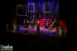 Renata Drozd na scenie BSCK  podczas Gali Sylwestrowej