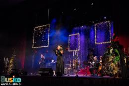 Renata Drozd na scenie BSCK  podczas Gali Sylwestrowej