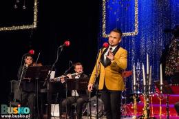 artyści na scenie BSCK  podczas Gali Sylwestrowej