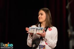 Prezentacja gadżetów do licytacji