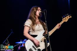 Wokalistka i gitarzystka zespołu MethRadar