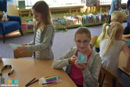 wakacyjne zajęcia dla dzieci w bibliotece