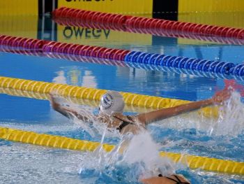 19 medali, rekord okręgu i 3 miejsce drużynowo pływaków MUKS Unia na Letnich Mistrzostwach Okręgu Świętokrzyskiego